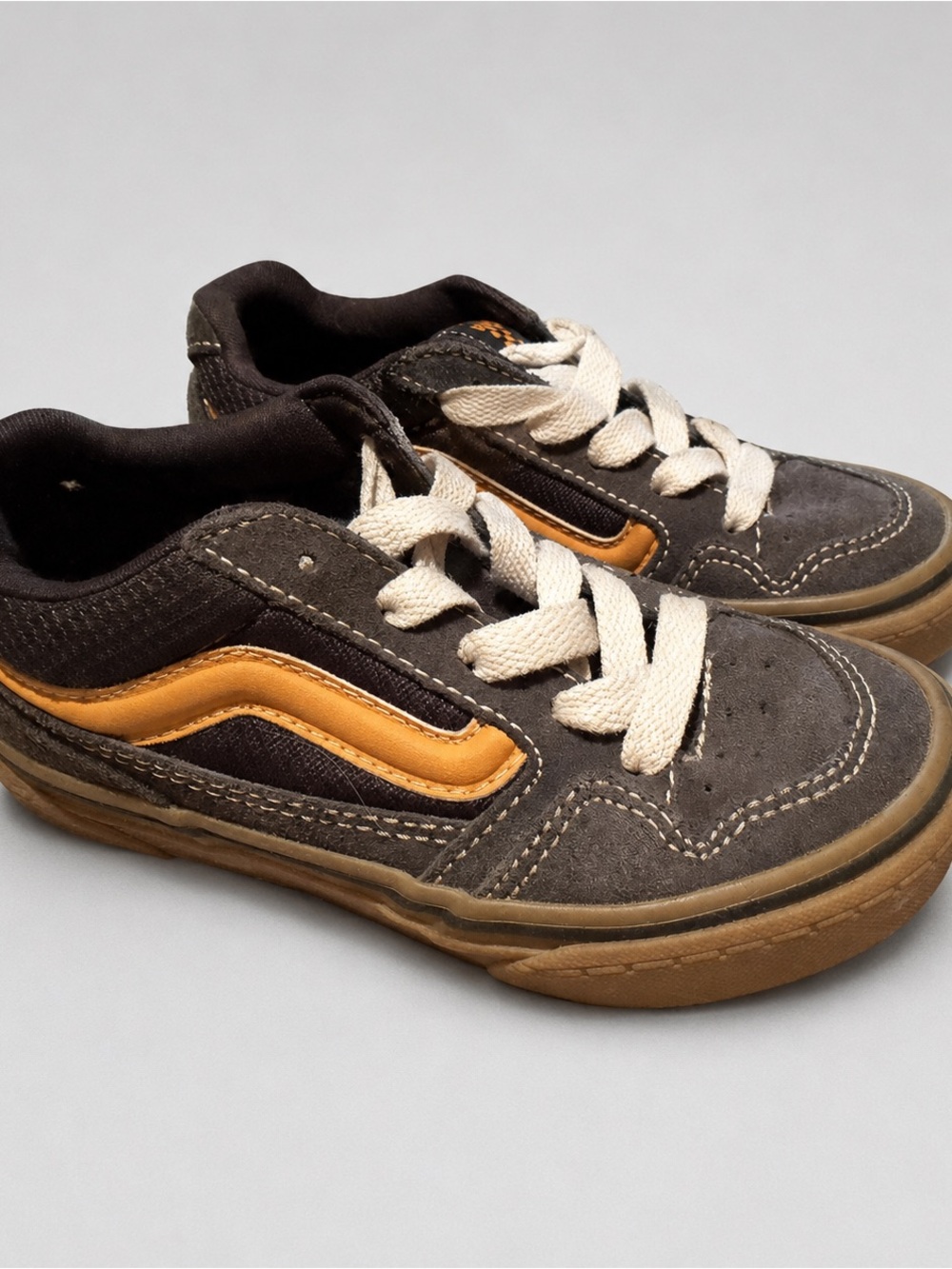 Vans Caldrone Kids Youth Size 12 Brown Orange Gum Sole Skate Shoes